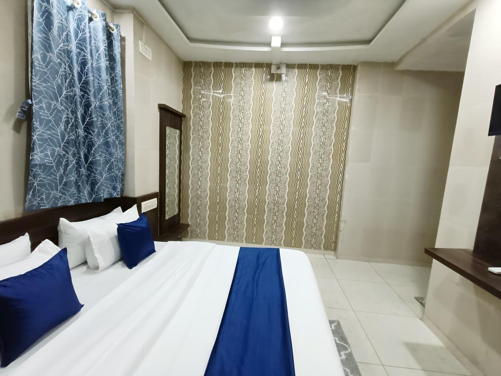 Hotel Shree Nath - 200 Meters From Dwarkadhish Temple מראה חיצוני תמונה